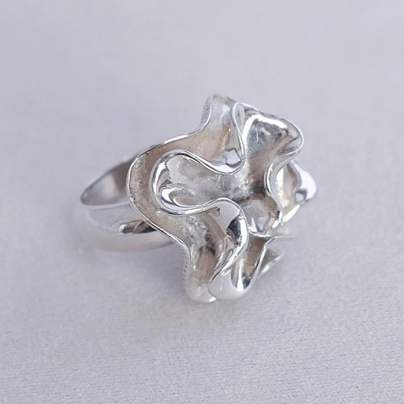 Silpada Rare Vintage Solid Sterling Silver Flower Bloom Ring. Sz 8 - Picture 2 of 9